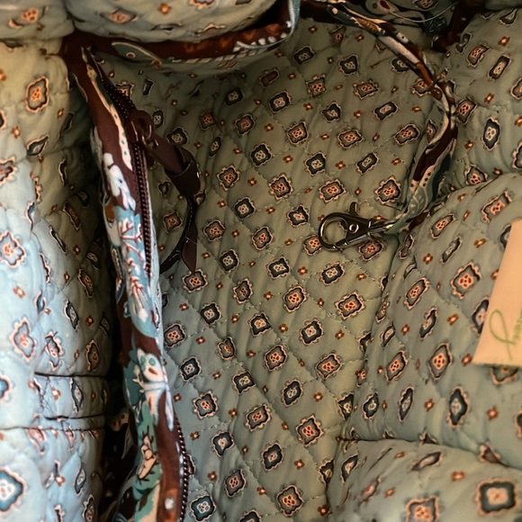 Vera Bradley Handbag - Picture 15 of 16